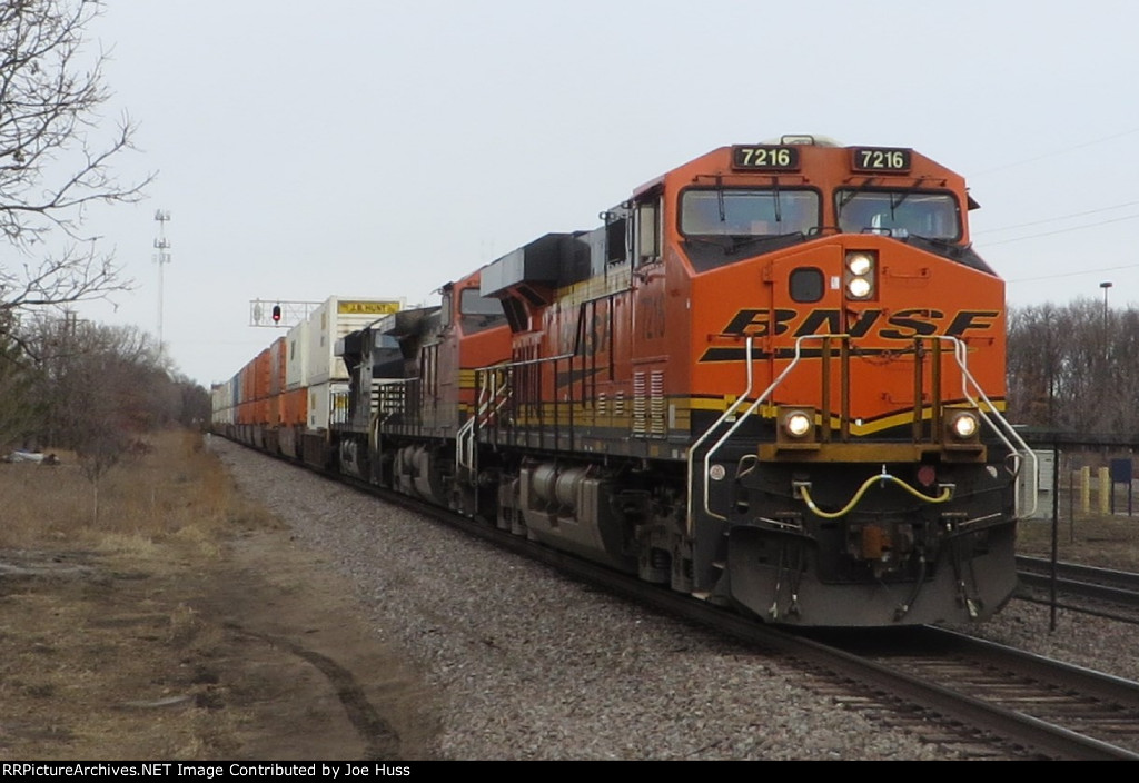 BNSF 7216 East